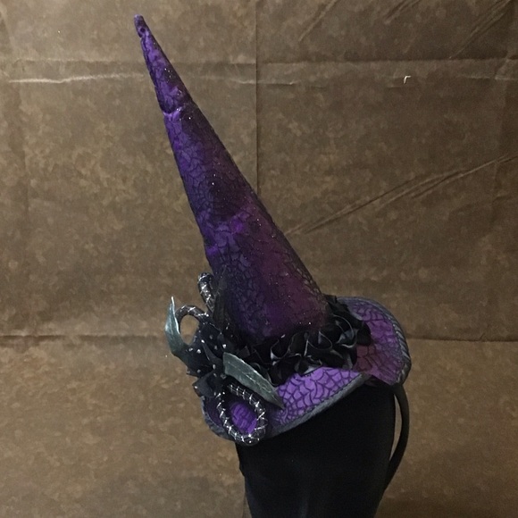 Bundle of Halloween Headbands and Mask - Picture 4 of 10